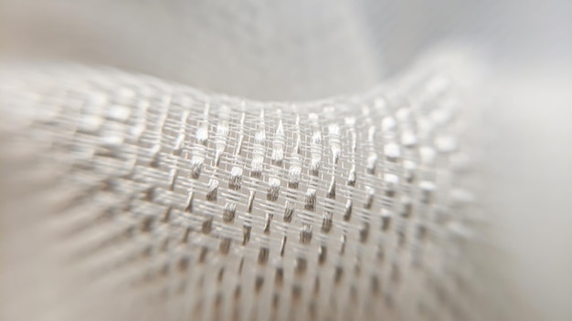 detal haftu na białej tkaninie